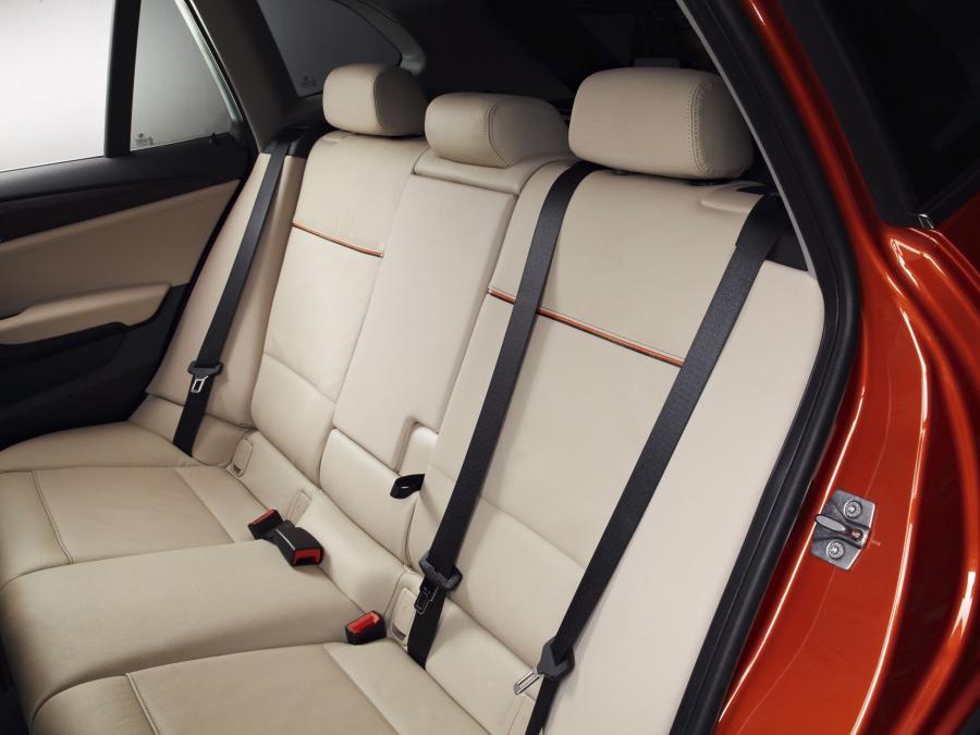  BMW X1 xDrive 2.5d 2012 года  (фото 26 из 30)